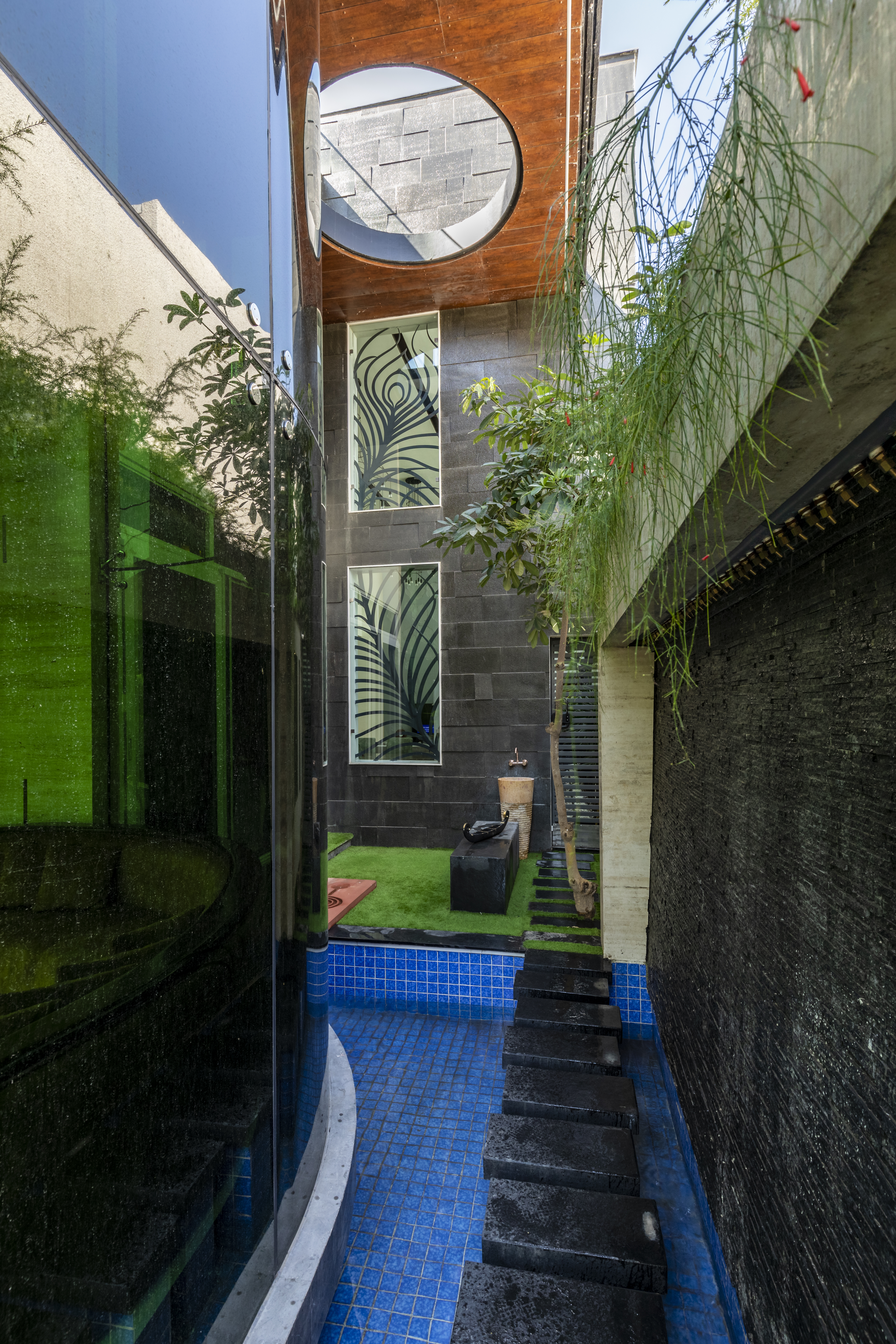 The Leaf House