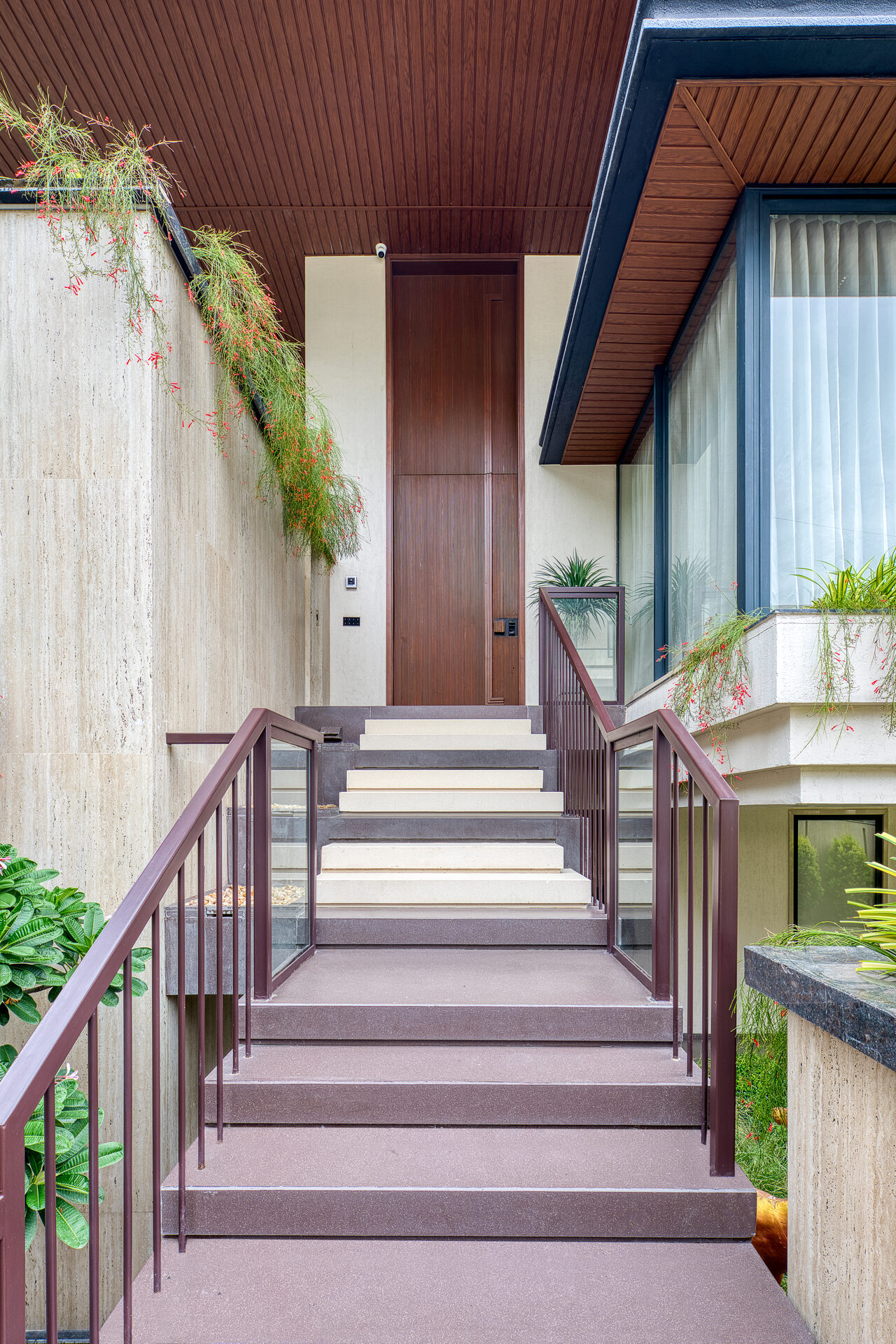 House of Linear Lines 20