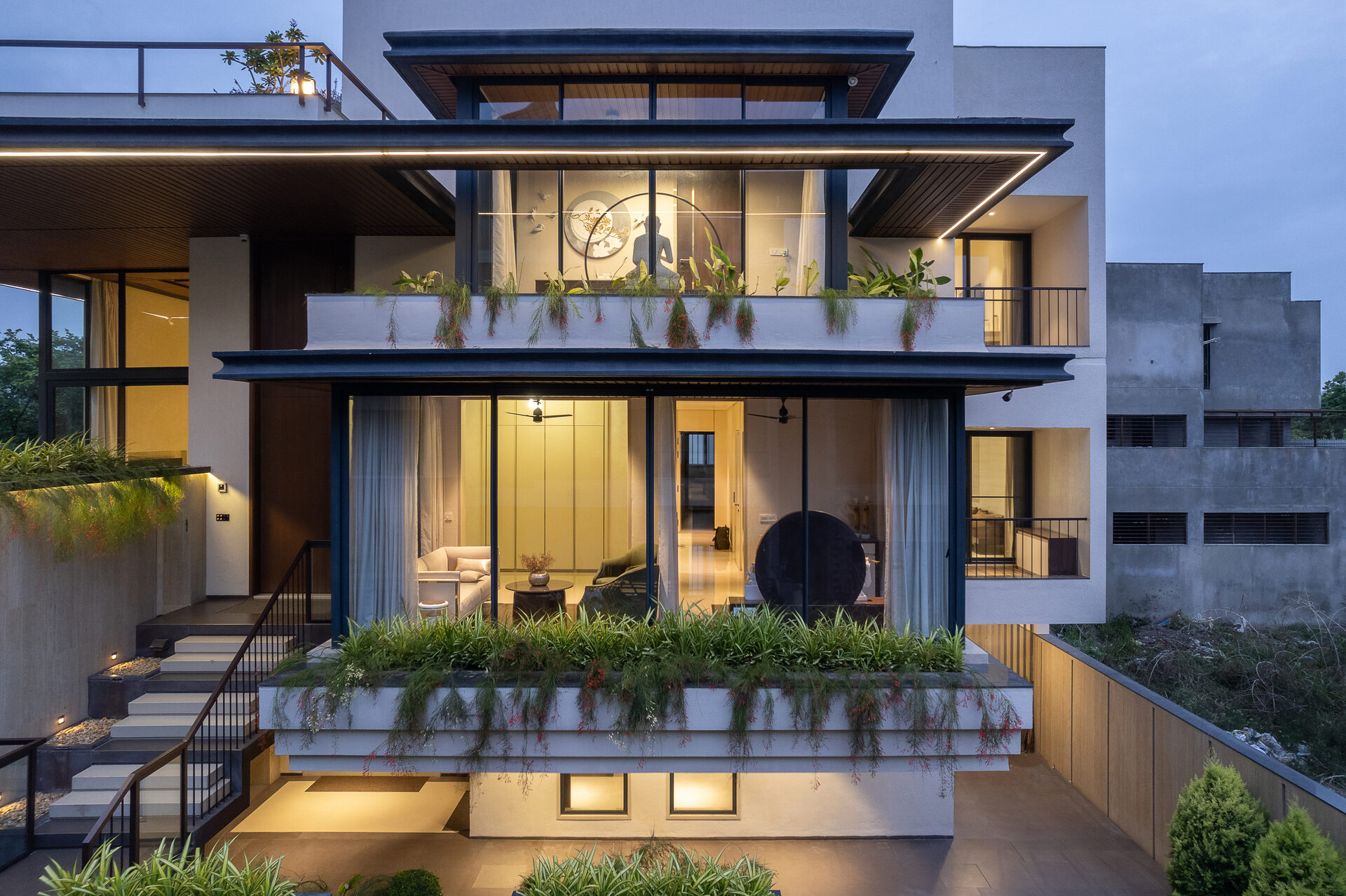 House of Linear Lines 24